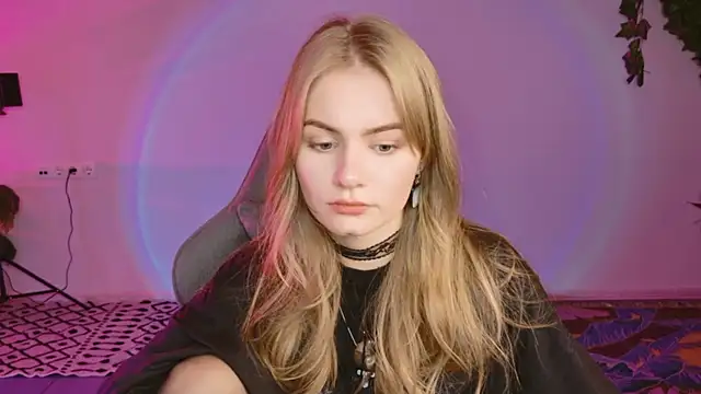 Snapshot of swag_evalution chatting on 10/08/25, 01:53 swag evalution online show from 10/08/25, 01:53