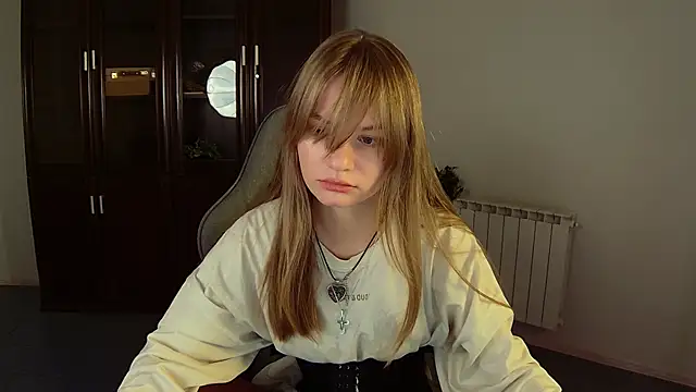 Snapshot of swag_evalution chatting on 10/15/25, 01:33 swag evalution online show from 10/15/25, 01:33