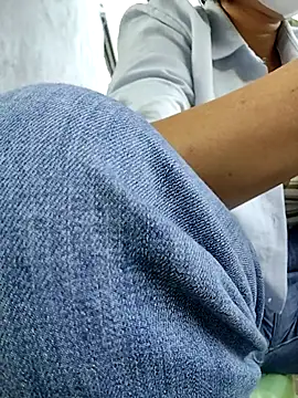 Snapshot of Mymy_love91 chatting on 02/23/26, 08:12 Mymy love91 online show from 02/23/26, 08:12