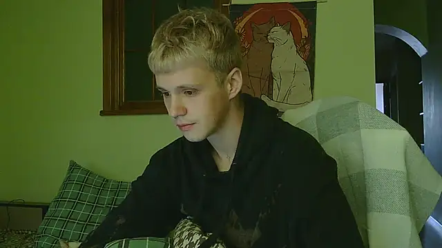 Snapshot of _Timmy_Boy_ chatting on 10/14/25, 07:20 Timmy Boy online show from 10/14/25, 07:20