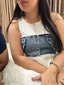 vickyandtania online show from 03/20/26, 04:56