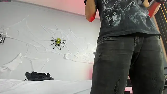 2 fire online show from 10/28/25, 08:00