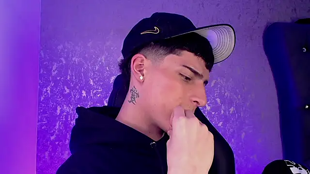 MateoMitchell online show from 11/21/25, 09:57