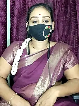 Snapshot of tamil_Monisha chatting on 05/06/26, 05:40 tamil Monisha online show from 05/06/26, 05:40