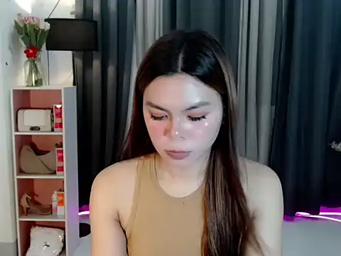 Snapshot of buttycamillex chatting on 06/30/26, 04:30 buttycamillex online show from 06/30/26, 04:30