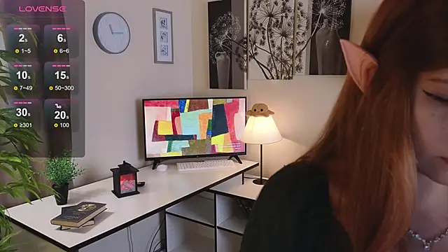 Eileen Burton online show from 12/18/25, 06:14