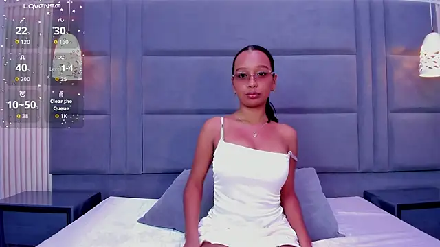 Snapshot of AliceJackkson chatting on 10/09/25, 11:41 AliceJackkson online show from 10/09/25, 11:41