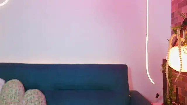 luna valen online show from 03/18/26, 03:53