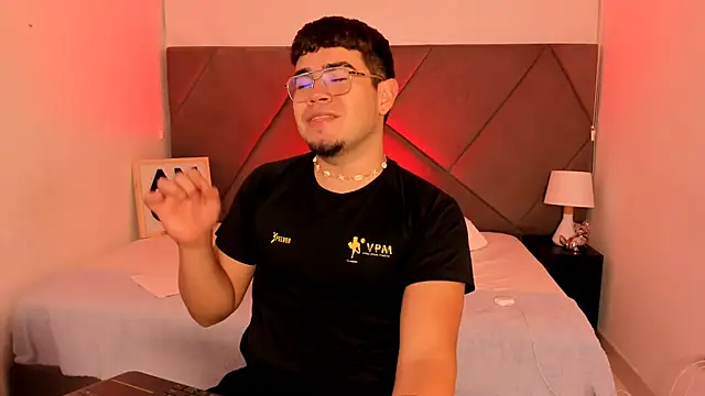 thiago occonor online show from 10/14/25, 01:06