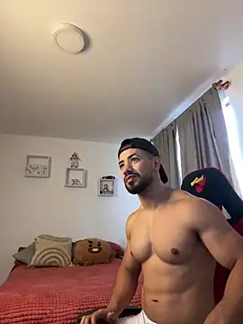 Snapshot of Ezzio_Scolaro chatting on 11/13/25, 11:42 Ezzio Scolaro online show from 11/13/25, 11:42