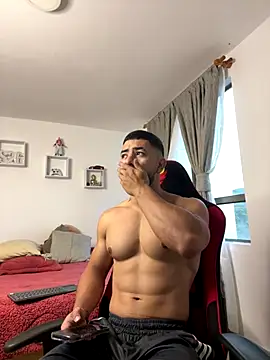 Ezzio Scolaro online show from 01/08/26, 12:07