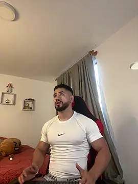 Ezzio Scolaro online show from 02/25/26, 10:08