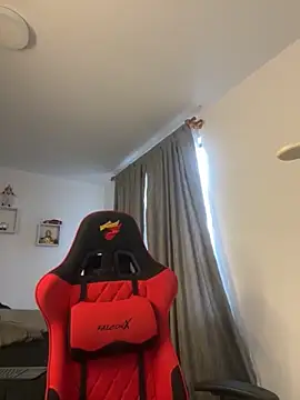 Ezzio Scolaro online show from 02/26/26, 10:09