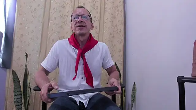  axelking  online show from 04/13/26, 11:37