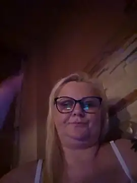 Snapshot of NieMaJazdyBezGwiazdy7883 chatting on 11/07/25, 06:41 NieMaJazdyBezGwiazdy7883 online show from 11/07/25, 06:41