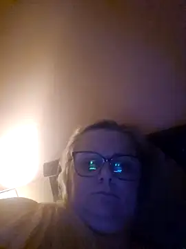 NieMaJazdyBezGwiazdy7883 online show from 01/14/26, 10:36