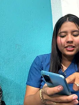Snapshot of Lia_Jhonson_ chatting on 10/23/25, 12:32 Lia Jhonson online show from 10/23/25, 12:32