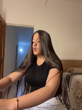 Nhefertary online show from 04/22/26, 09:55