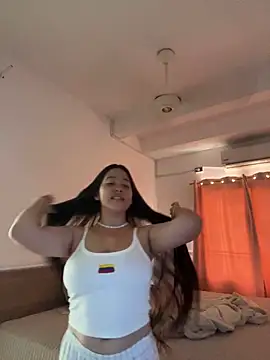 Snapshot of Nhefertary chatting on 07/13/26, 09:06 Nhefertary online show from 07/13/26, 09:06