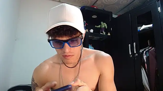 Snapshot of imsammytop chatting on 10/16/25, 09:16 imsammytop online show from 10/16/25, 09:16