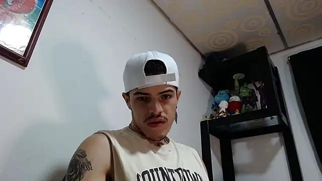 Snapshot of imsammytop chatting on 11/05/25, 10:15 imsammytop online show from 11/05/25, 10:15