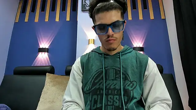 Snapshot of imsammytop chatting on 11/08/25, 11:58 imsammytop online show from 11/08/25, 11:58