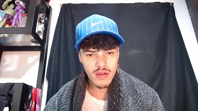 Snapshot of imsammytop chatting on 11/15/25, 09:39 imsammytop online show from 11/15/25, 09:39