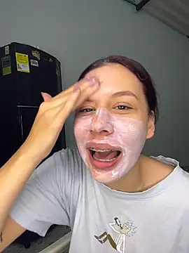 iisabella09 online show from 11/13/25, 06:12