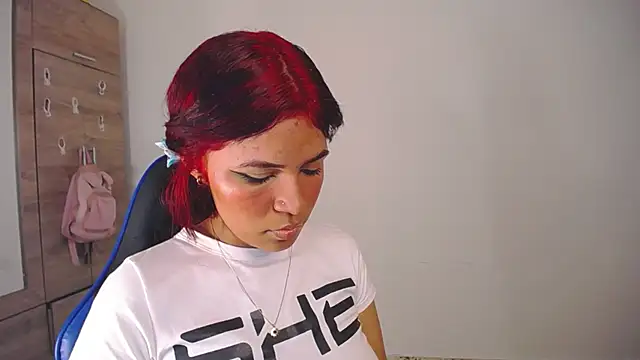 AAfrodithaa online show from 10/18/25, 10:21