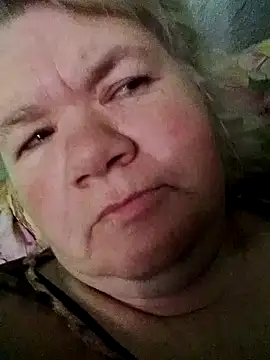 LusiyaGold5 online show from 10/19/25, 01:06