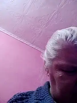 LusiyaGold5 online show from 11/02/25, 06:21