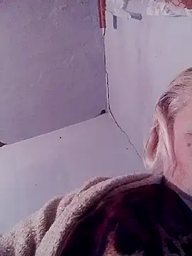 LusiyaGold5 online show from 11/19/25, 08:31