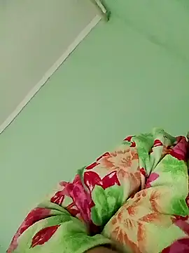 LusiyaGold5 online show from 11/24/25, 08:36