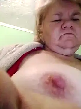 LusiyaGold5 online show from 11/30/25, 09:52