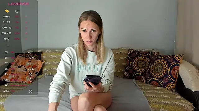 Snapshot of Amalia_Mio chatting on 12/03/25, 08:12 Amalia Mio online show from 12/03/25, 08:12