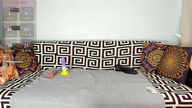 Amalia Mio online show from 04/23/26, 09:08