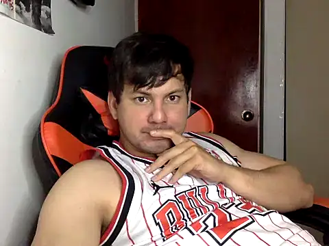 kaspar 6 online show from 10/13/25, 04:01