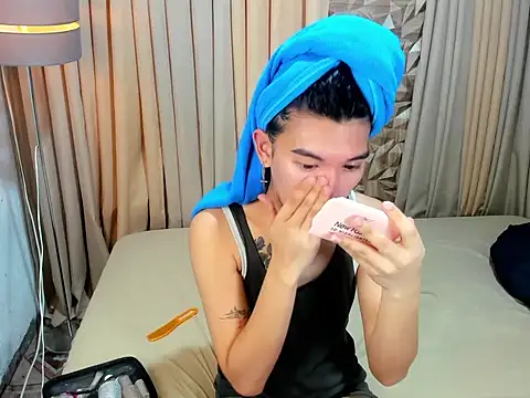 Yourdreamgoddess online show from 04/24/26, 05:10