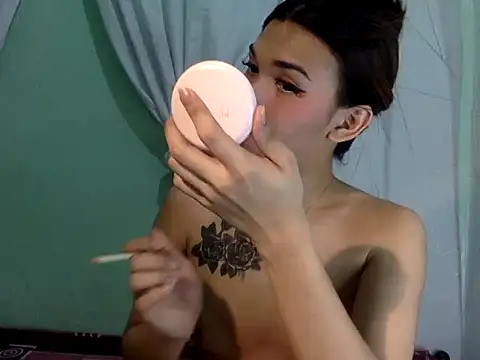 Yourdreamgoddess online show from 07/22/26, 09:50