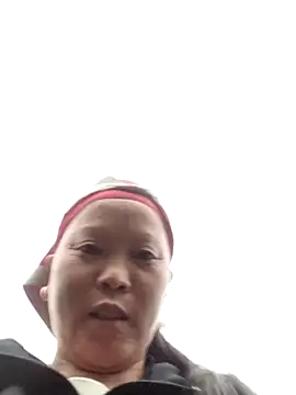 Snapshot of sumaybae chatting on 10/31/25, 09:21 sumaybae online show from 10/31/25, 09:21