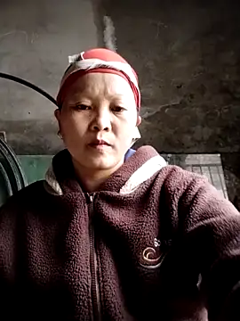 Snapshot of sumaybae chatting on 11/19/25, 05:07 sumaybae online show from 11/19/25, 05:07