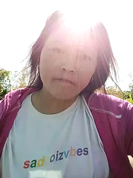 Snapshot of sumaybae chatting on 11/26/25, 05:19 sumaybae online show from 11/26/25, 05:19