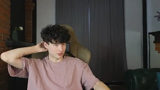 Cute Mike online show from 04/23/26, 11:31