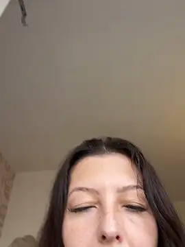 Snapshot of LuluMaexox chatting on 10/05/25, 09:40 LuluMaexox online show from 10/05/25, 09:40