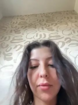 Snapshot of LuluMaexox chatting on 10/06/25, 01:41 LuluMaexox online show from 10/06/25, 01:41