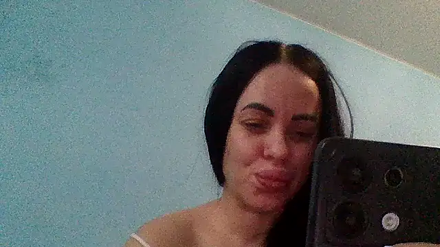 Stefaniyaxq online show from 12/18/25, 10:21