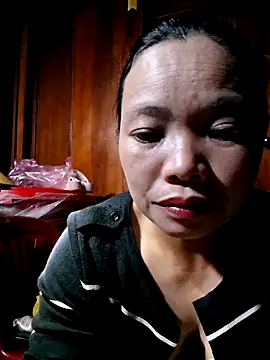 miomio-12 online show from 10/12/25, 01:10