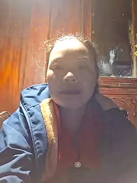 miomio-12 online show from 11/11/25, 12:38