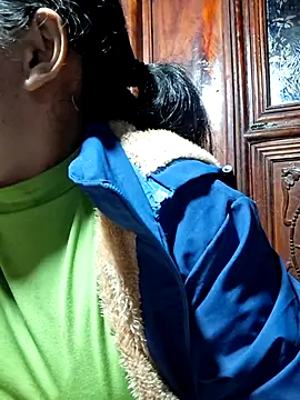 miomio-12 online show from 11/22/25, 03:00