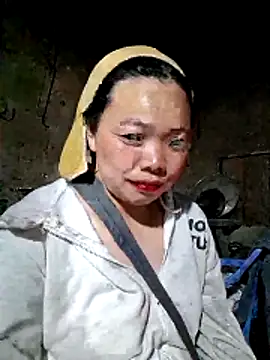 miomio-12 online show from 12/21/25, 12:23